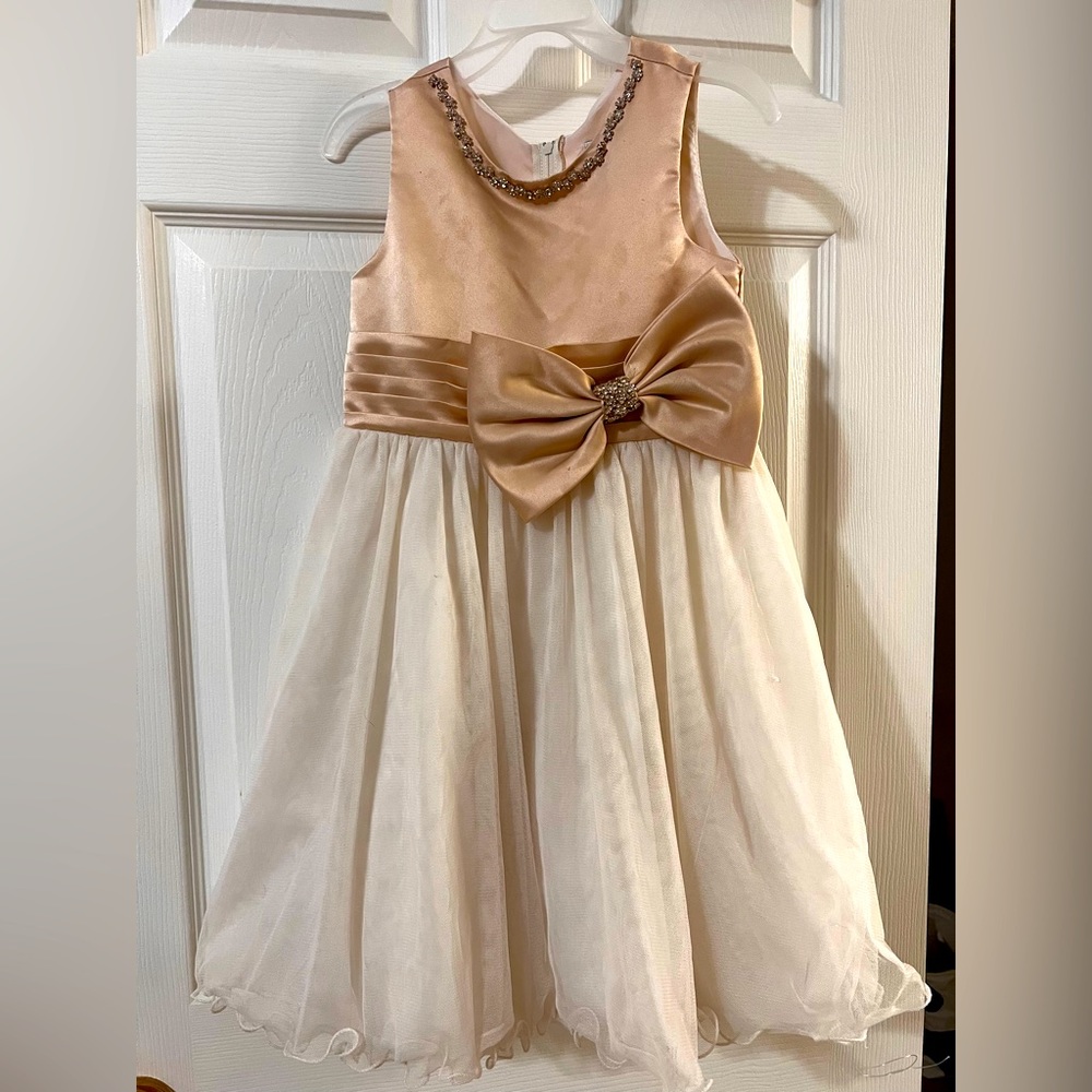 Girls Formal Bow Dress with Sequins, Size 6